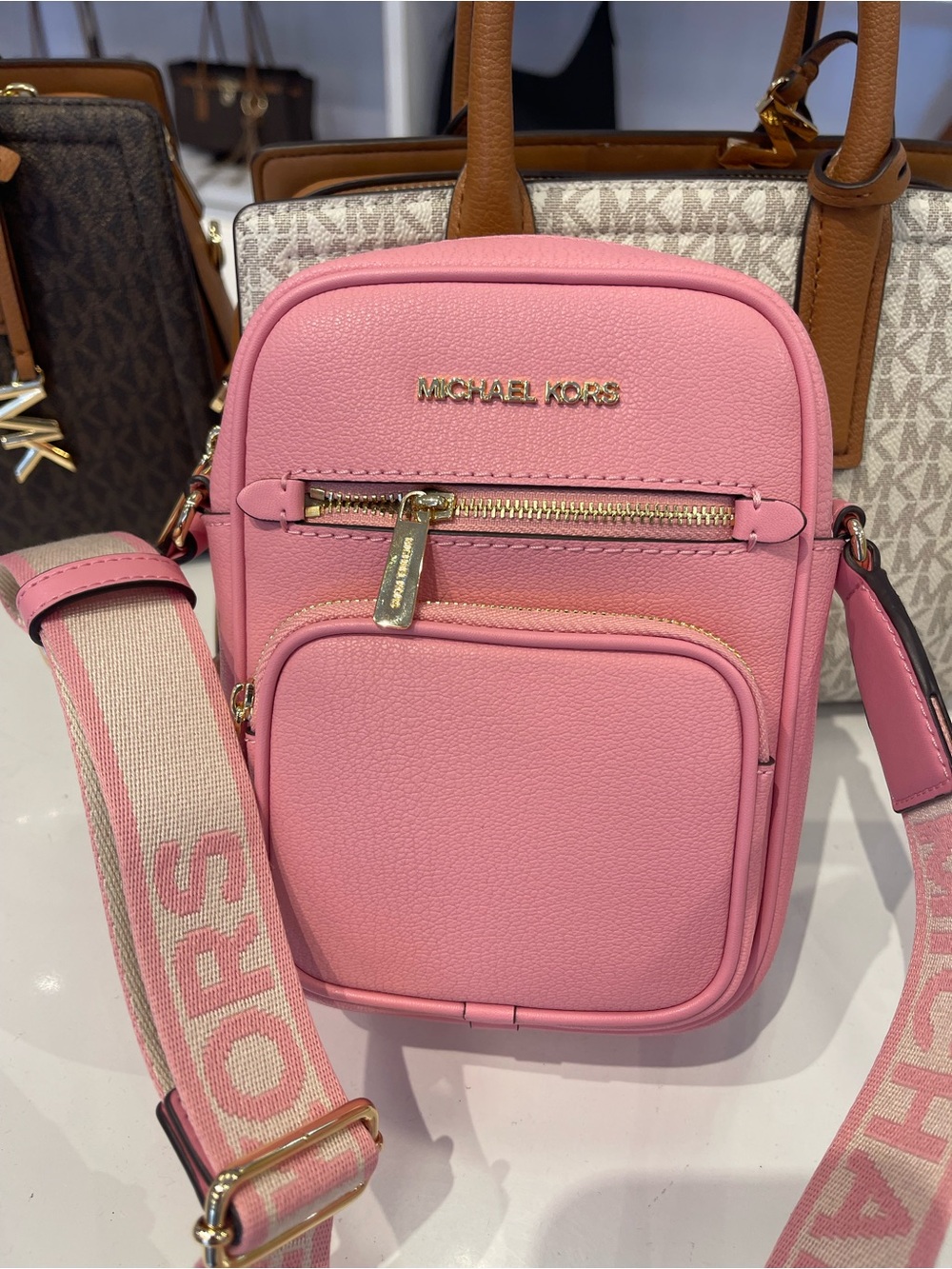 MICHAEL KORS Jet Set Medium Leather Crossbody Flight Bag
Carnation
NWT - Picture 5 of 16